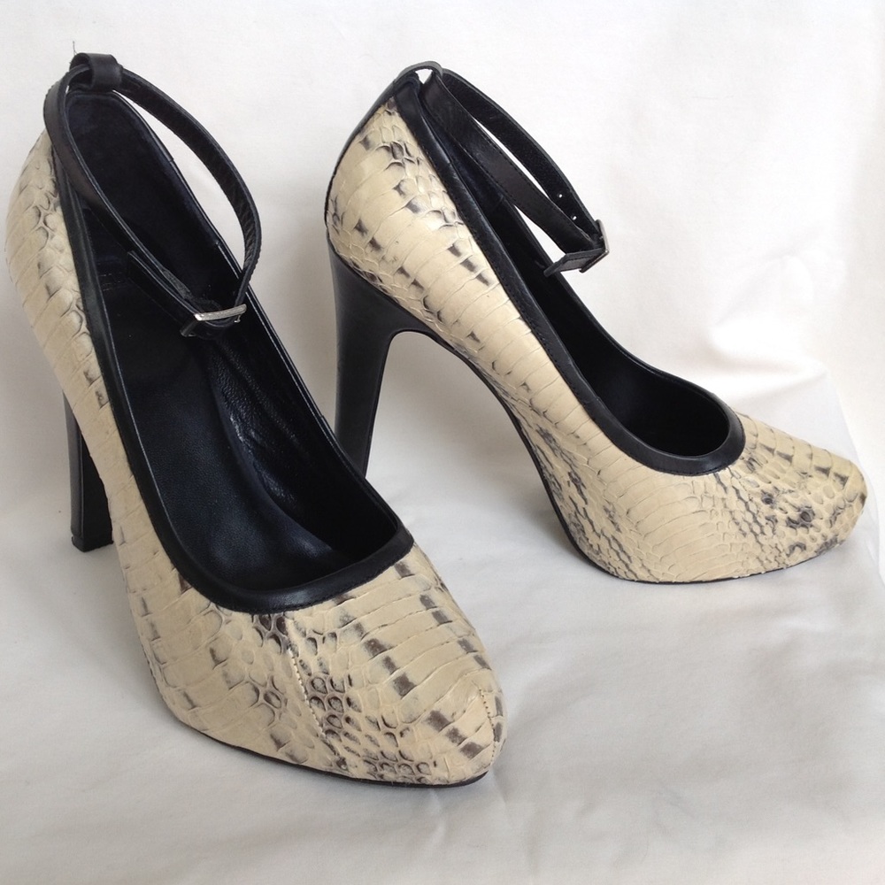 Snakeskin leather stilettos closed toe heels